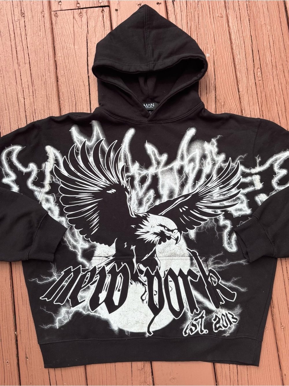 BoohooMAN Black Eagle Graphic Cropped Boxy Hoodie with White Lightning Size M